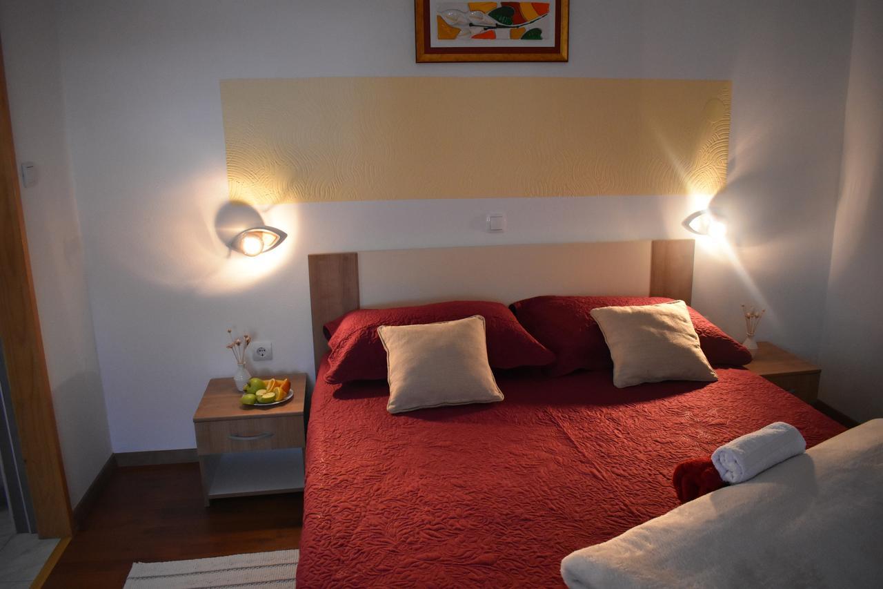 Guesthouse Samolov Vrhovine Esterno foto